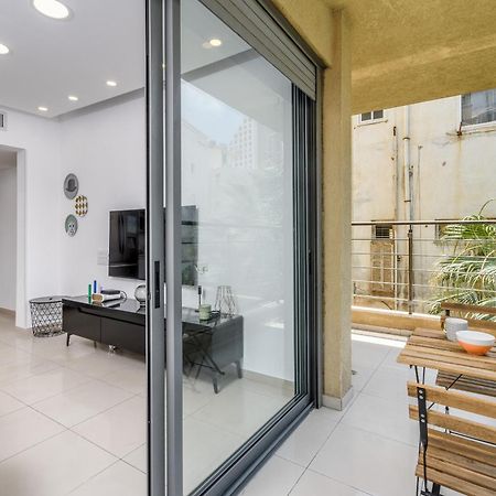 Very Nice 1 Bdr Apartment 2 Min From The Beach ! 特拉维夫 外观 照片
