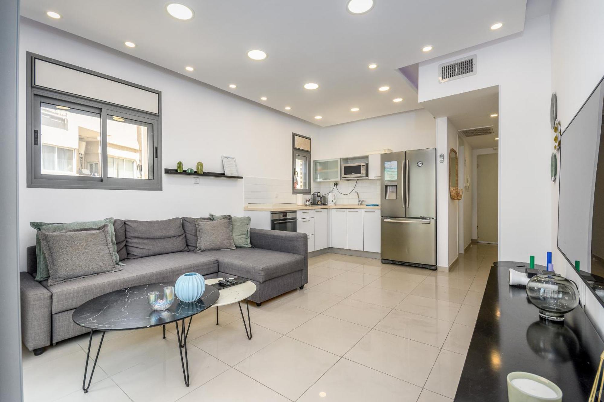 Very Nice 1 Bdr Apartment 2 Min From The Beach ! 特拉维夫 外观 照片