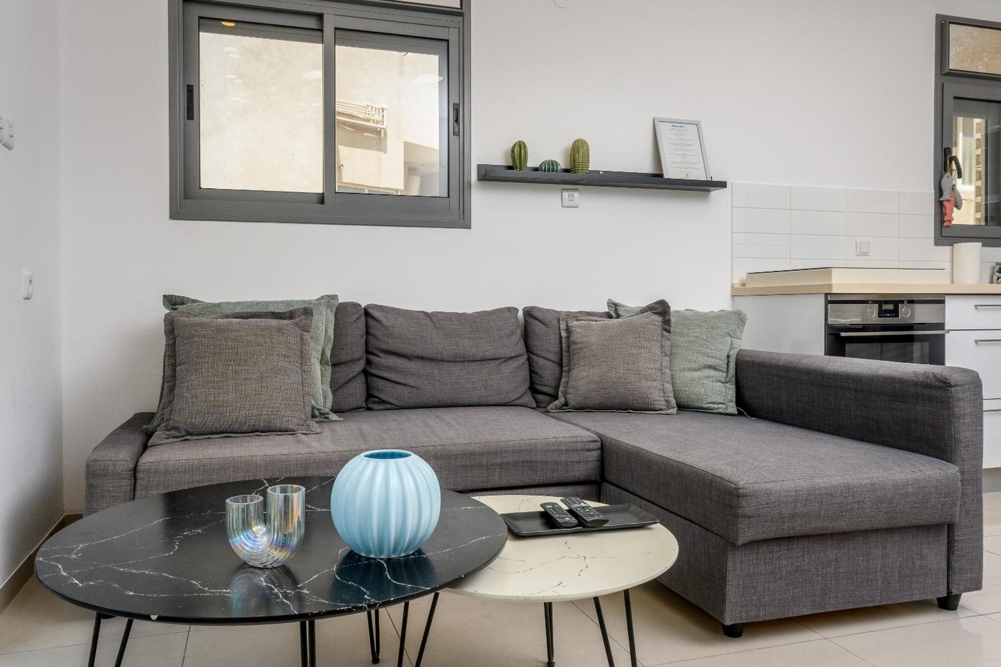 Very Nice 1 Bdr Apartment 2 Min From The Beach ! 特拉维夫 外观 照片
