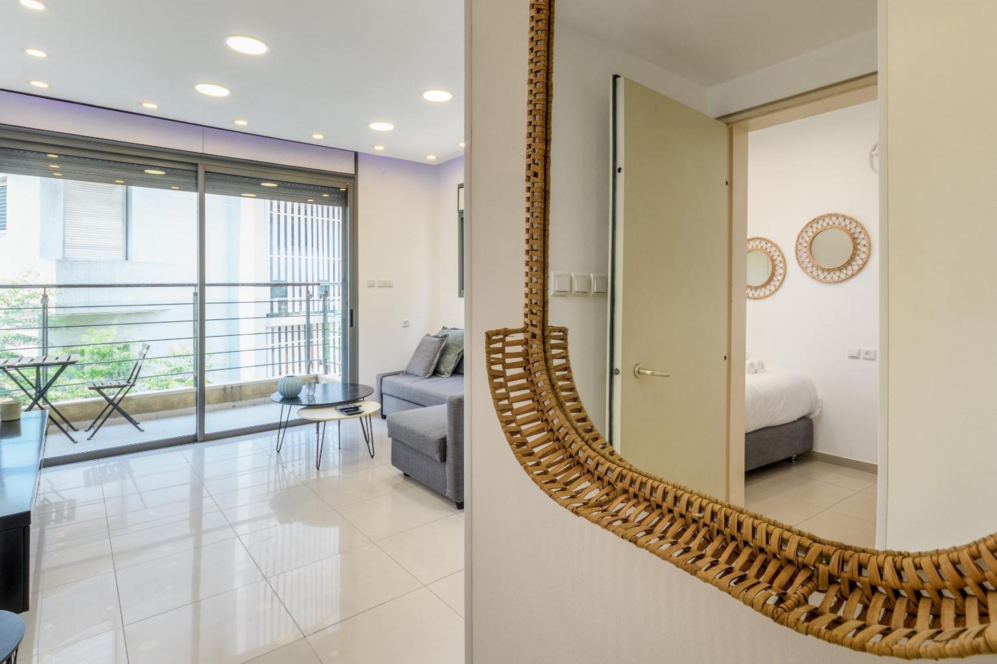 Very Nice 1 Bdr Apartment 2 Min From The Beach ! 特拉维夫 外观 照片